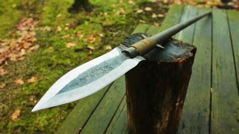 Hunting Spear :: Weapon :: Spear .